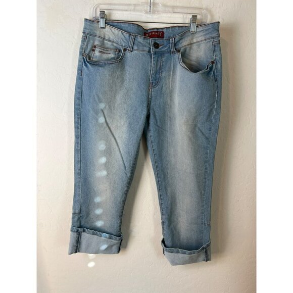 Women Red Rivet Crop Roll Hem Sz 15 Junior Light Wash Jeans - Picture 1 of 7
